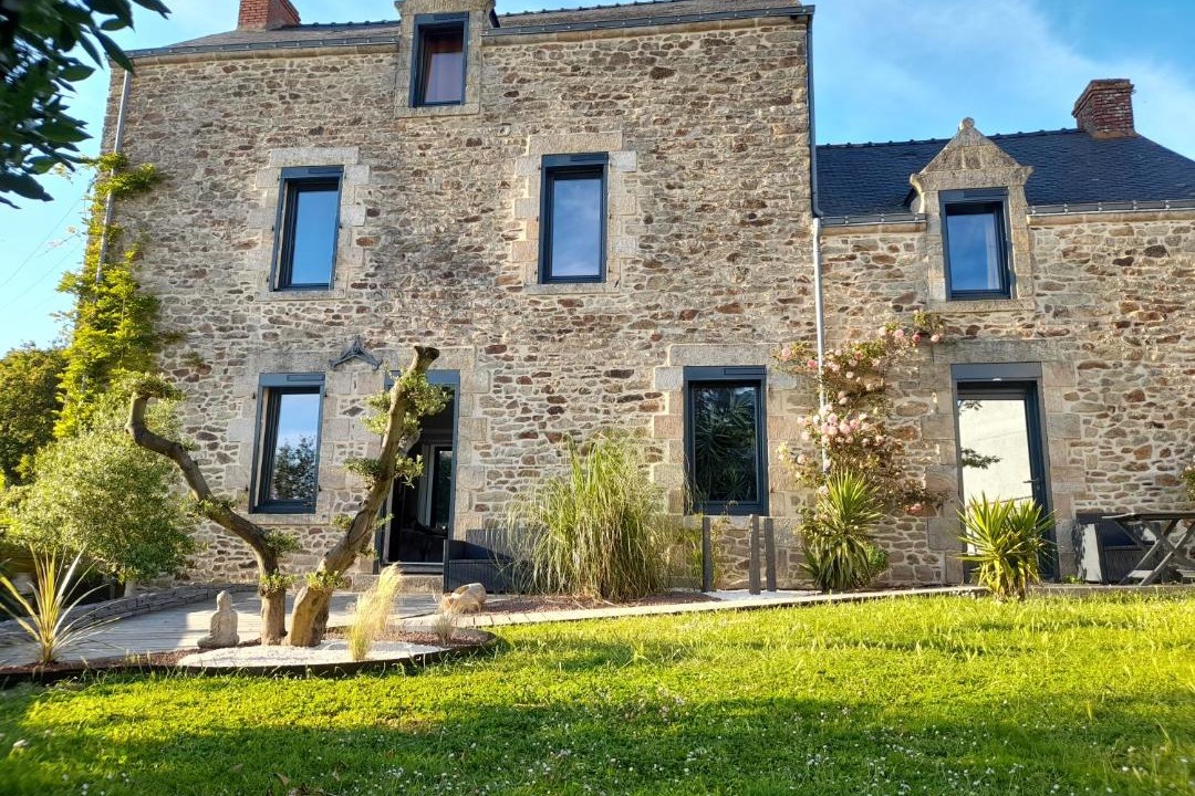 Photo of Others in Nivillac