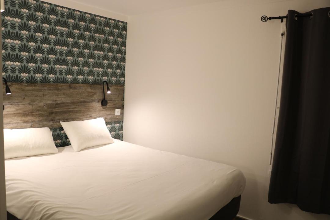 Photo of Bedroom in Albertville