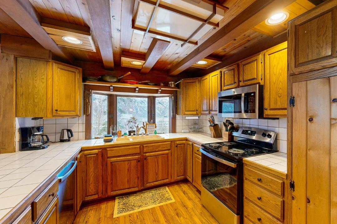 Photo of Kitchen in Eagle River