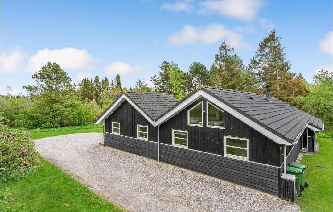 Photo of Others in Trend