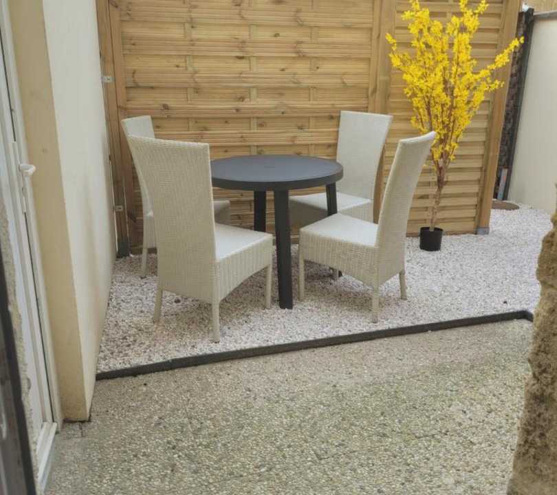 Photo of Patio Balcony in Herouvillette