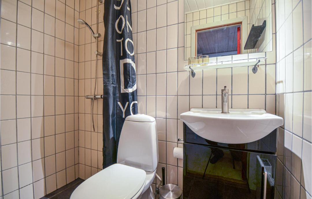 Photo of Bathroom in Femmøller