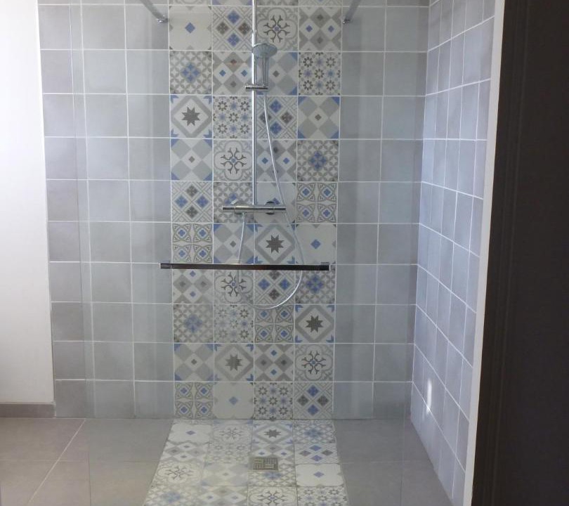 Photo of Bathroom in Lagnes