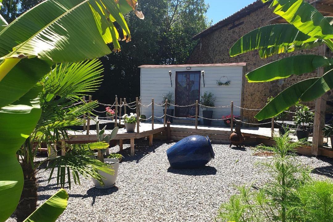 Photo of Others in Saint-Quentin-sur-Charente