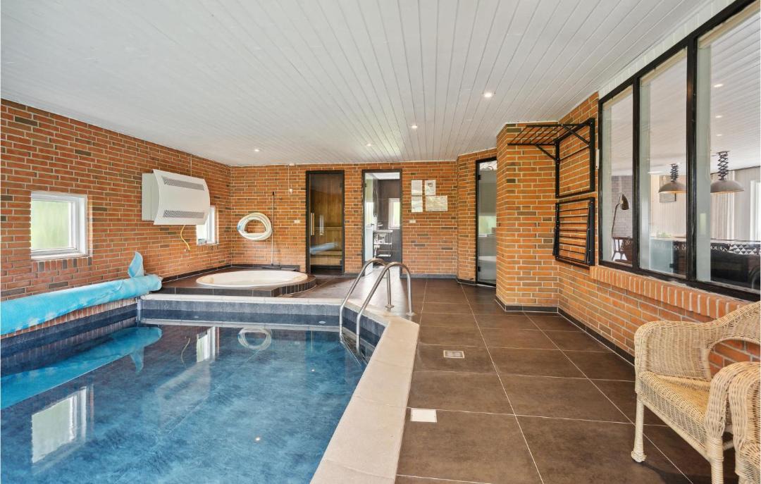 Photo of Others in Vedelshave