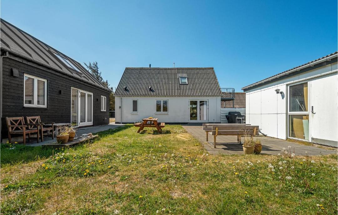 Photo of Others in Stenbjerg
