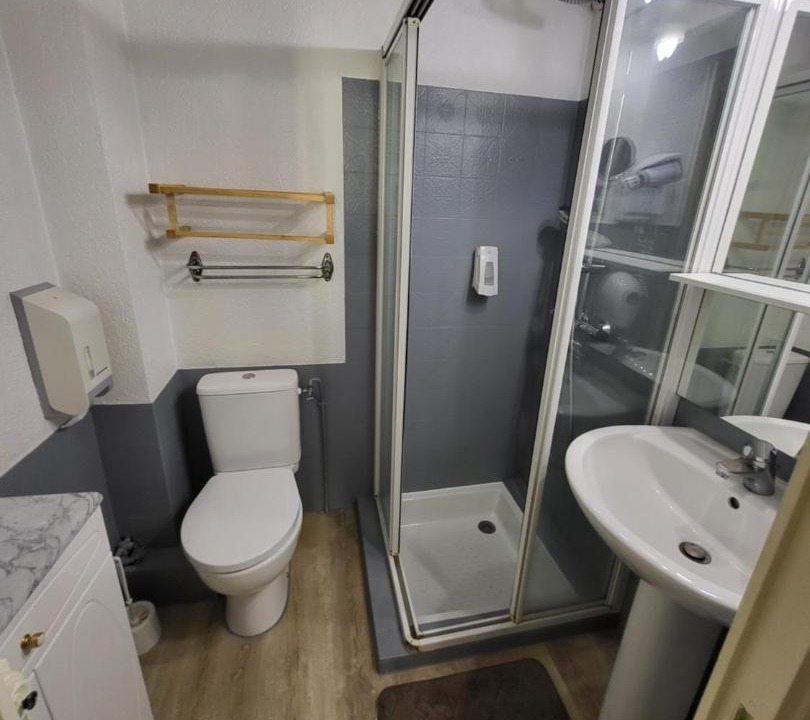 Photo of Bathroom in Sennece-les-Macon