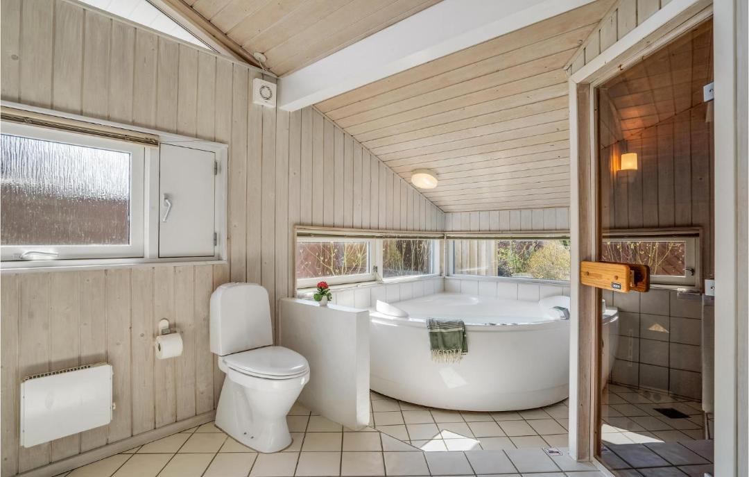 Photo of Bathroom in Bjert