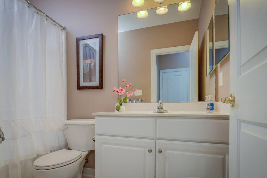 Photo of Bathroom in Dale City