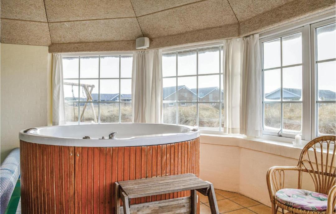 Photo of Others in Vrist Strand