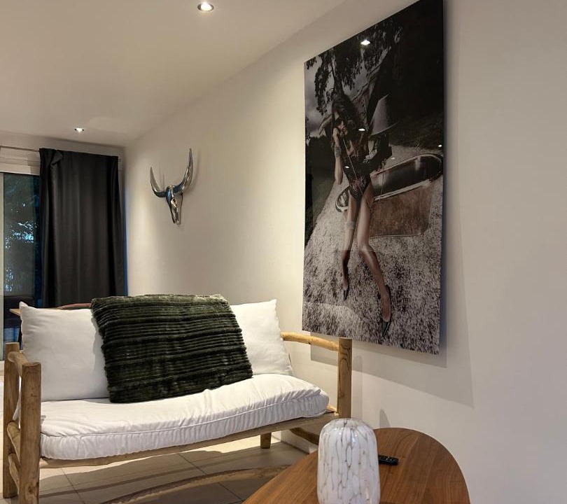 Photo of Others in Mennecy