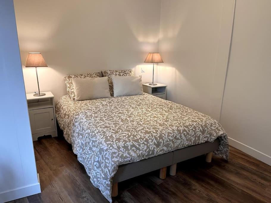 Photo of Bedroom in Pont-l'Eveque