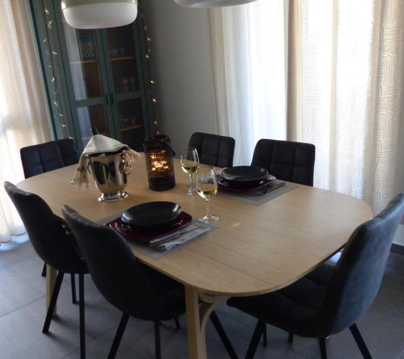 Photo of Others in Publier