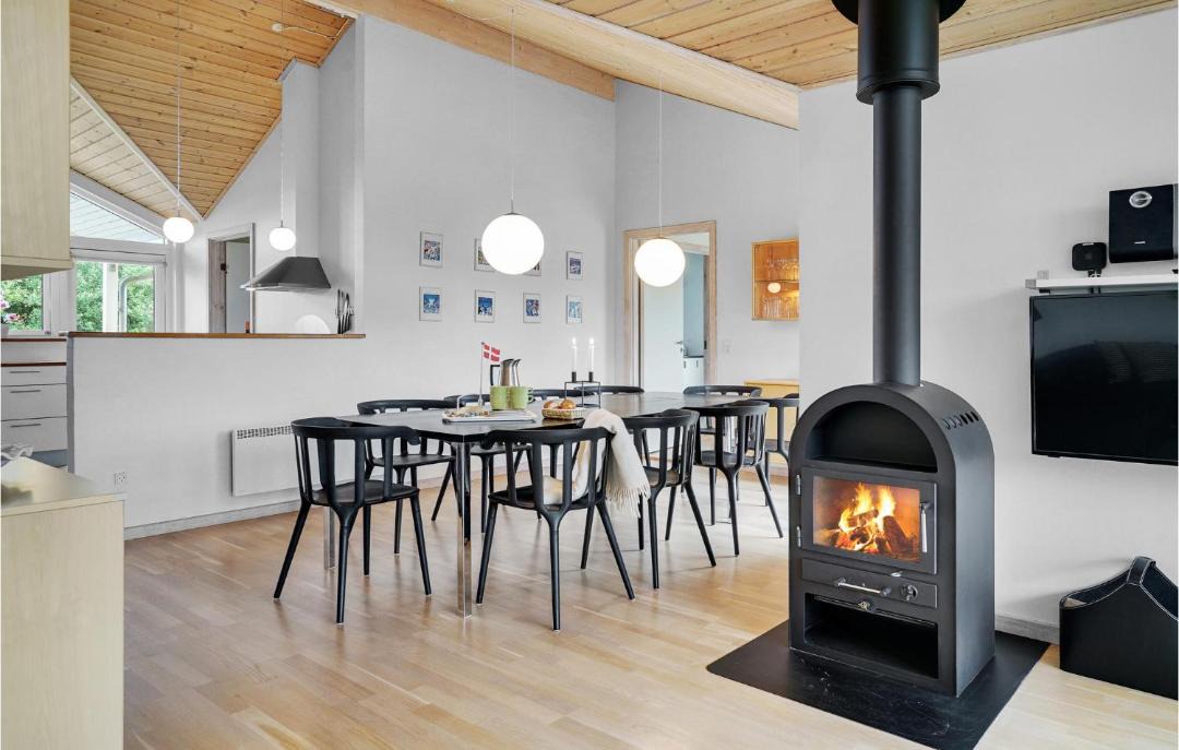 Photo of Others in Bratten Strand