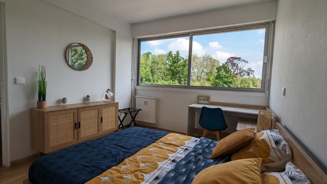 Photo of Bedroom in Saint-Saulve