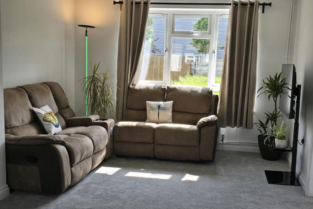 Photo of Livingroom in London Borough of Hounslow