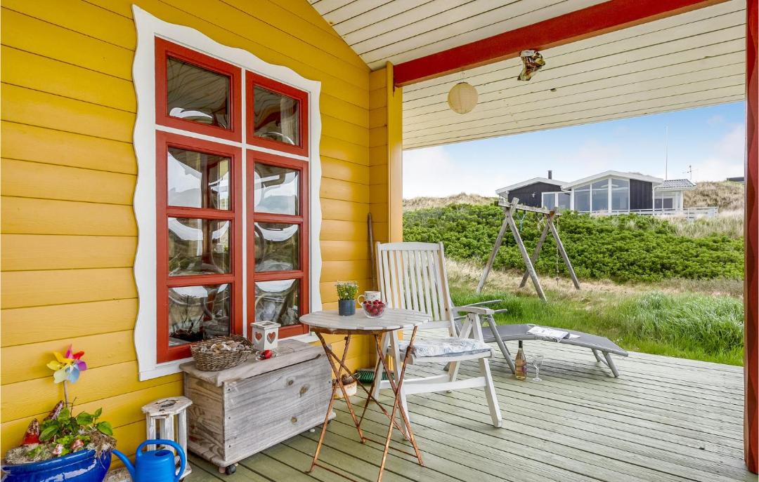 Photo of Others in Houvig Strand