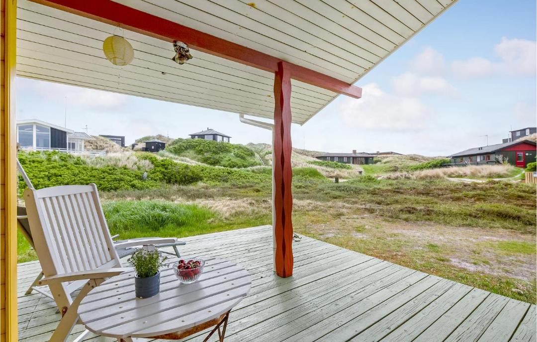Photo of Others in Houvig Strand