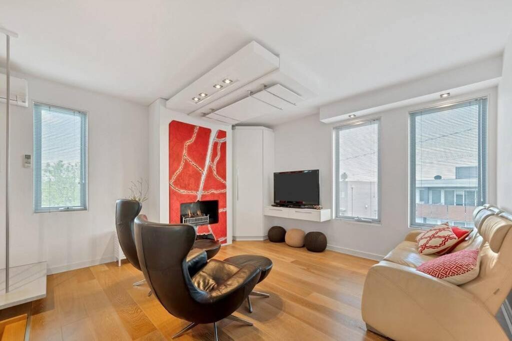 Photo of Others in Caulfield North