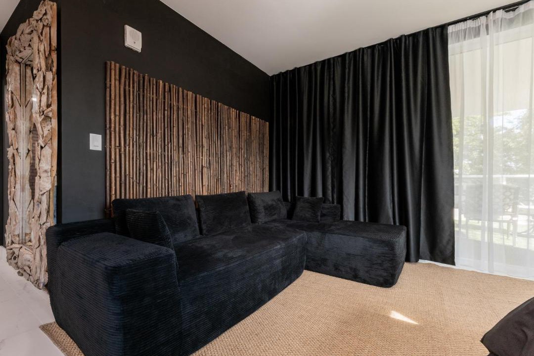 Photo of Others in Downtown Hollywood