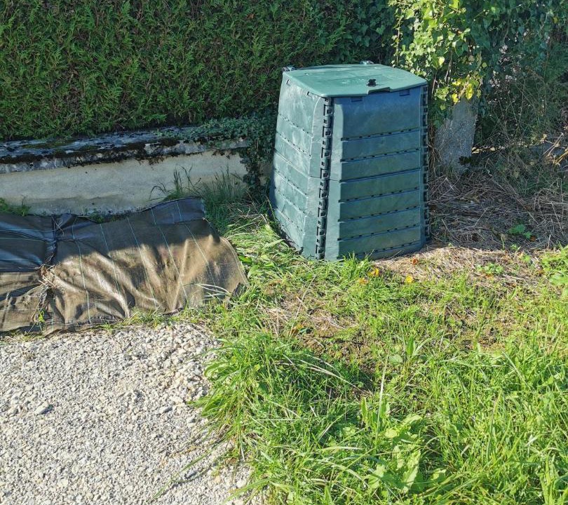 Photo of Others in Frebuans