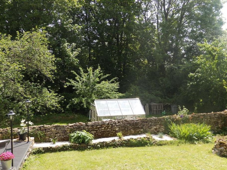 Photo of Others in Menou