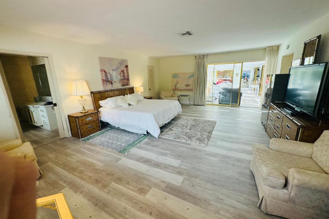 Photo of Bedroom in Harbor Beach