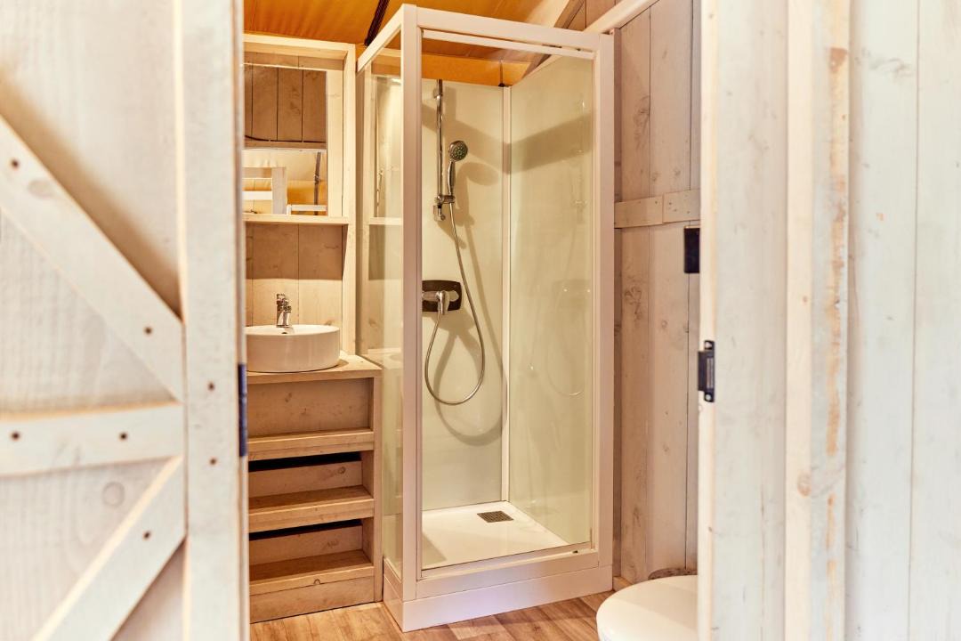 Photo of Bathroom in Payrac