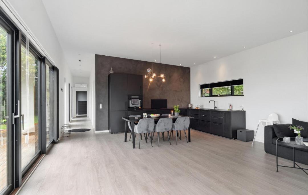 Photo of Others in Olsted