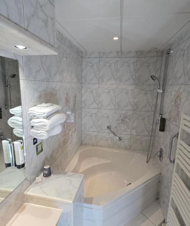 Photo of Bathroom in Montigny-le-Roi