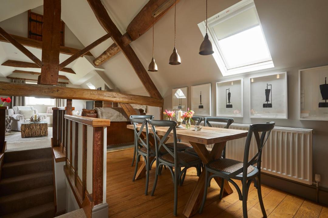 Photo of Others in Ellastone