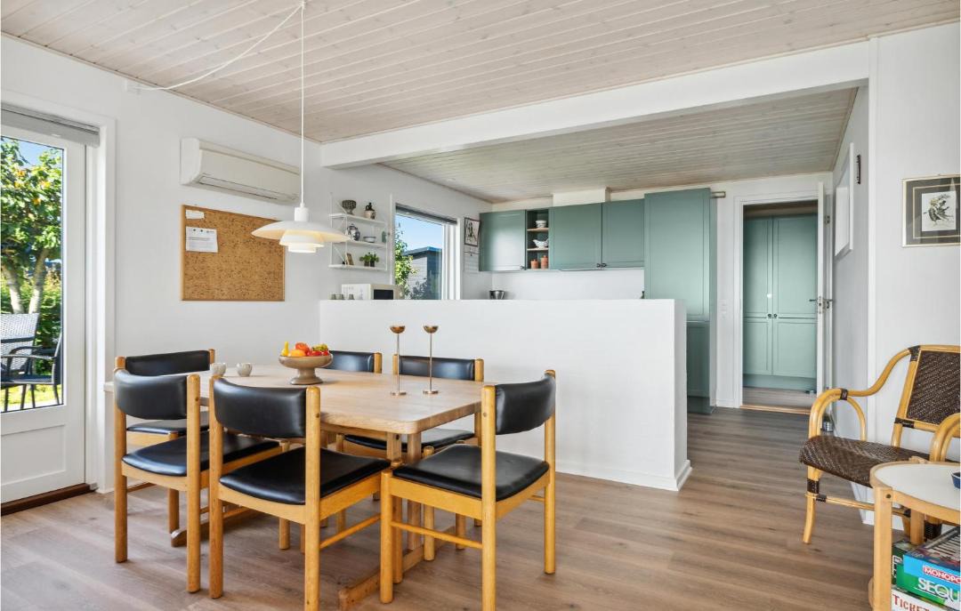 Photo of Others in Helnæs By