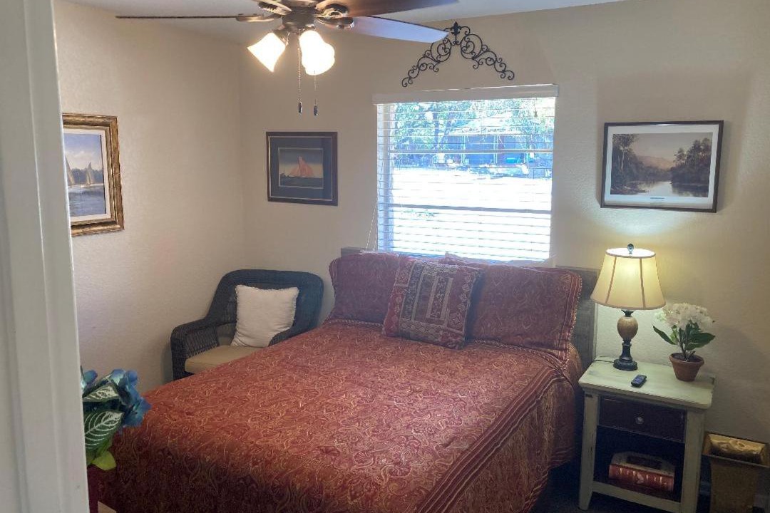 Photo of Bedroom in Canyon Lake