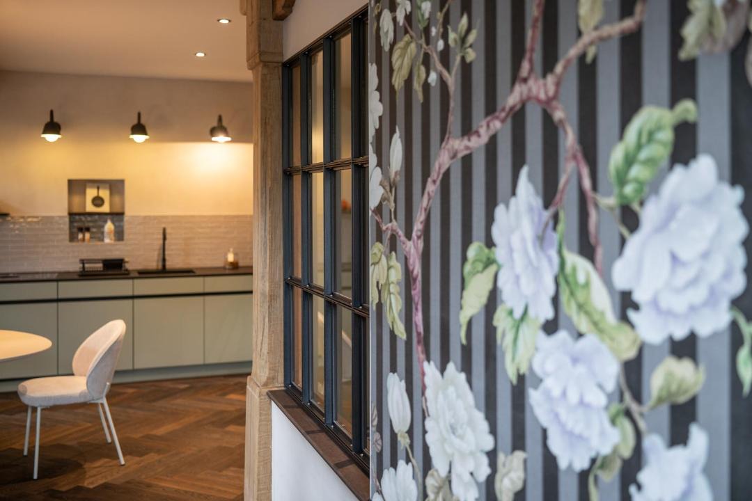 Photo of Others in Jona