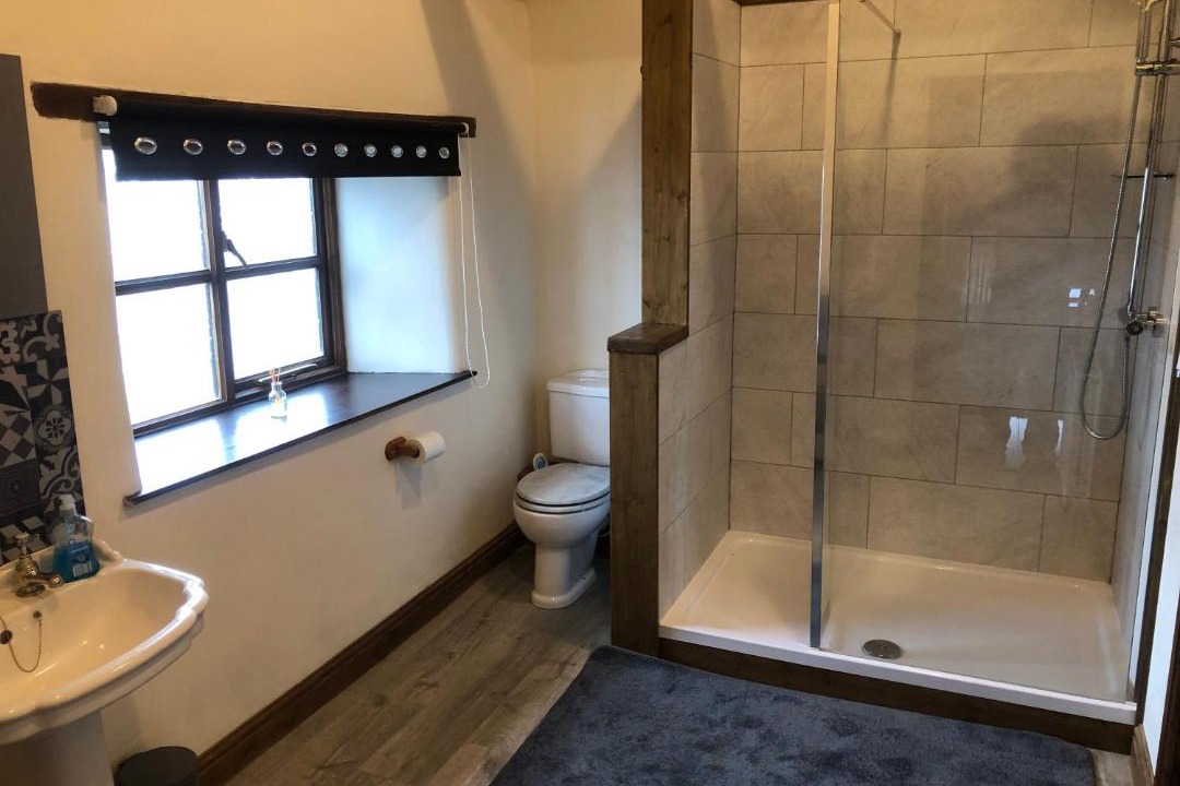 Photo of Bathroom in Crick