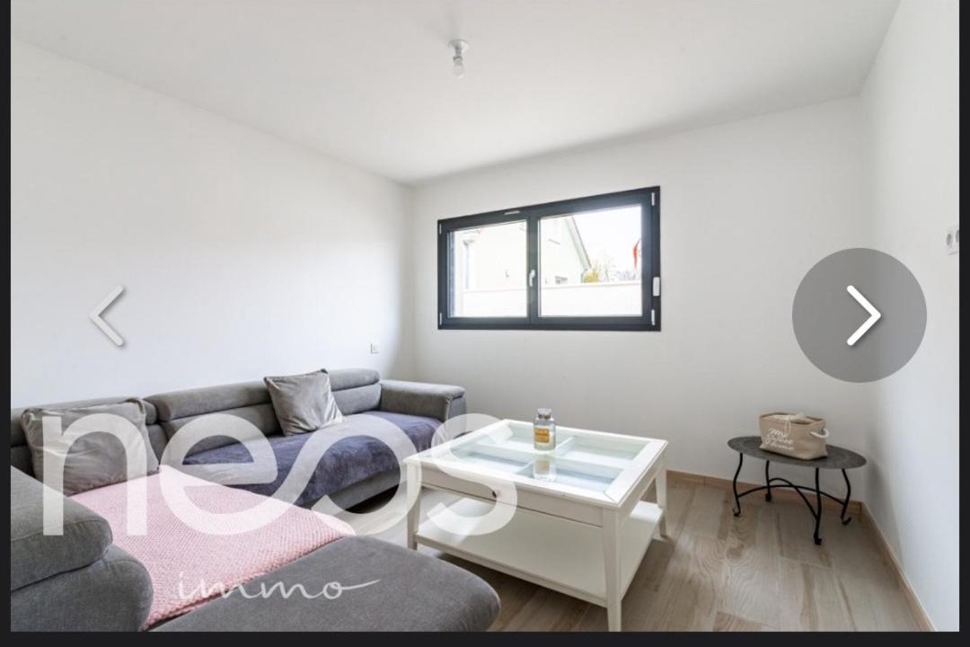 Photo of Others in Belleneuve