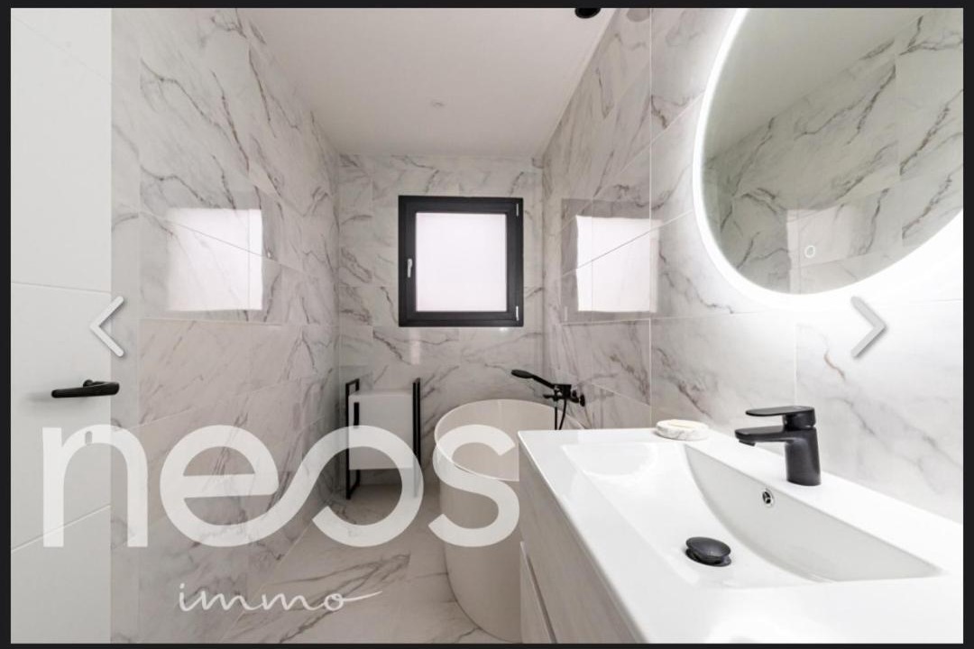 Photo of Bathroom in Belleneuve