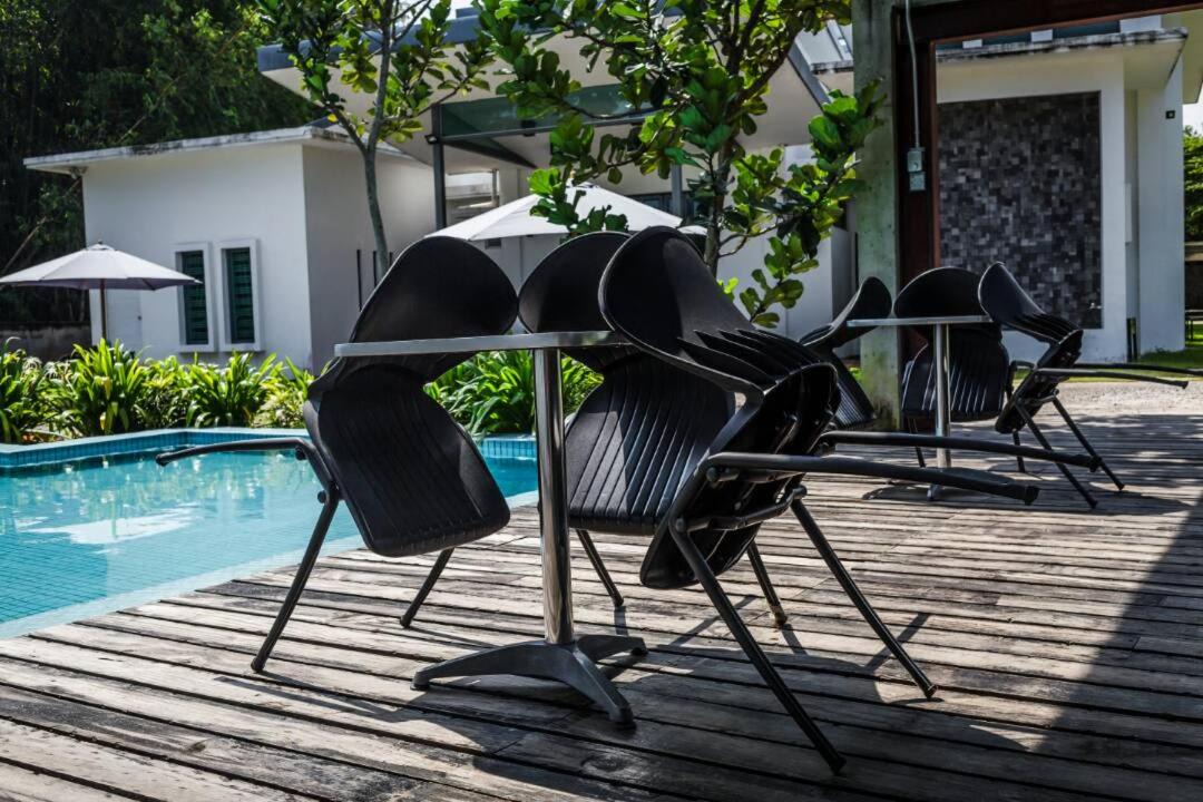 Photo of Others in Semabok