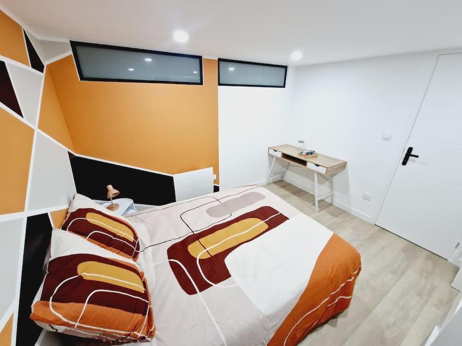 Photo of Bedroom in Maubeuge