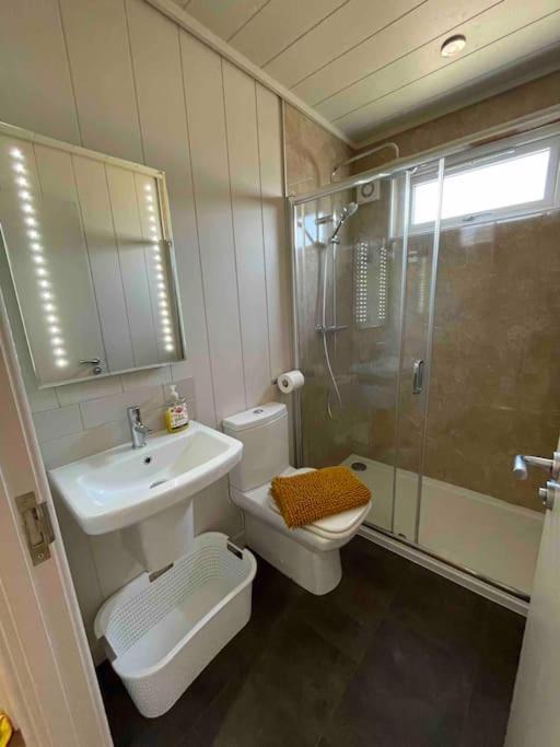 Photo of Bathroom in Ardens Grafton