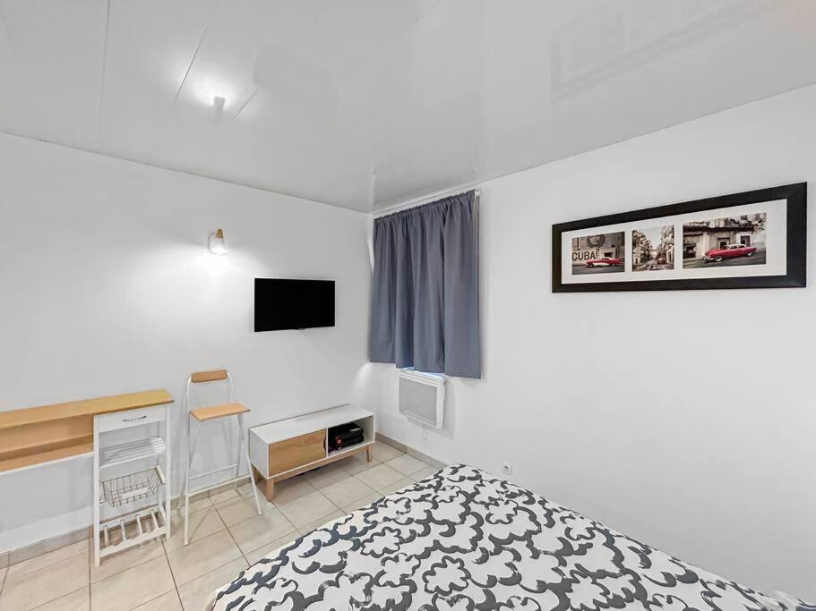 Photo of Bedroom in Chalons-en-Champagne