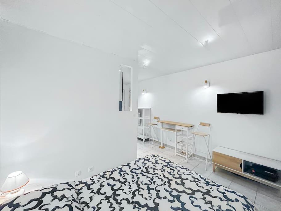 Photo of Bedroom in Chalons-en-Champagne