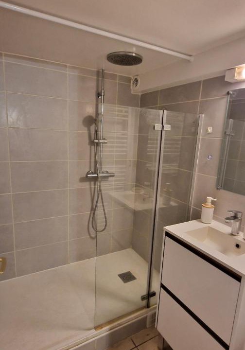 Photo of Bathroom in Chateaudun