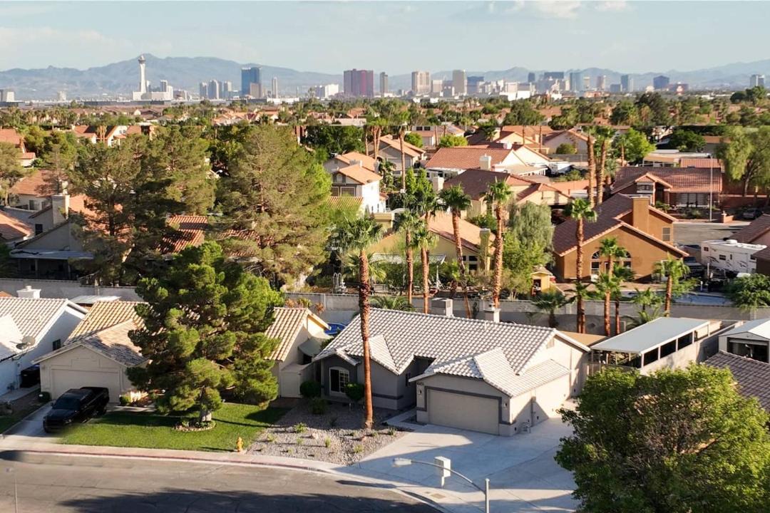 Photo of Buildings in North Las Vegas