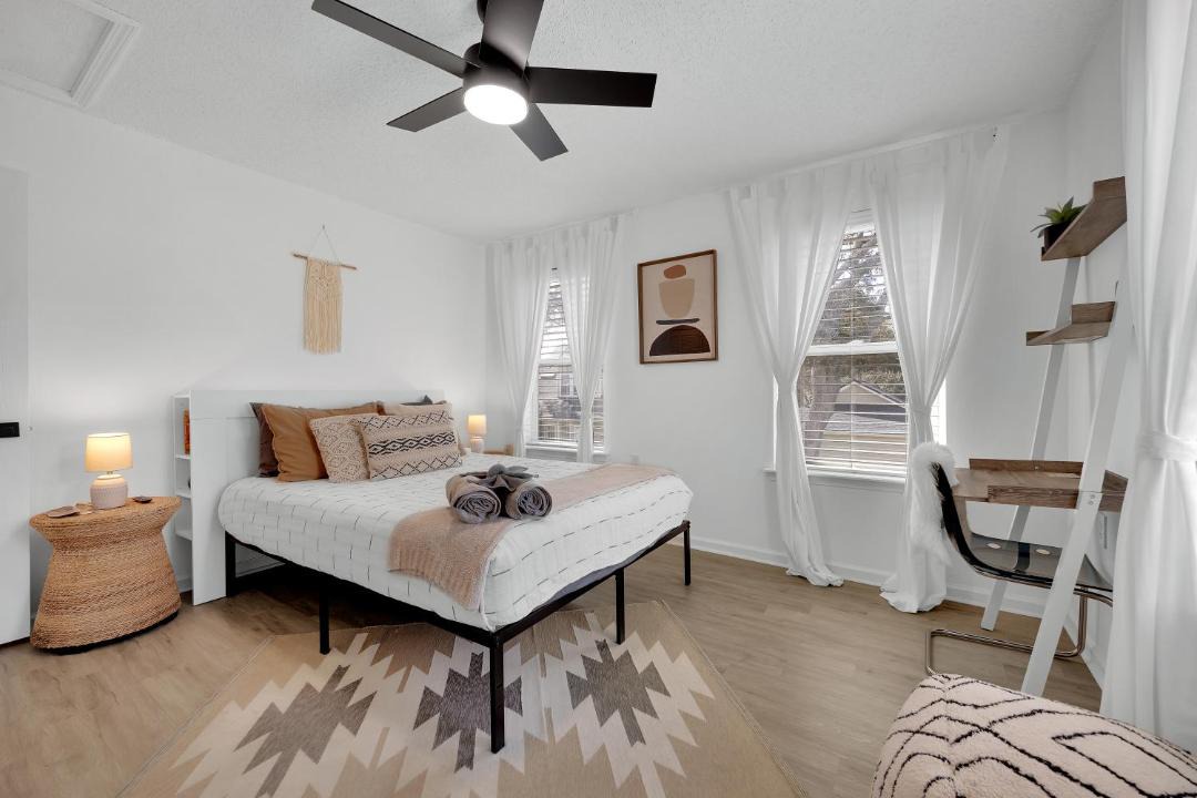 Photo of Bedroom in Jacksonville Beach