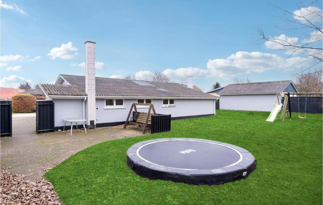 Photo of Others in Hulsig