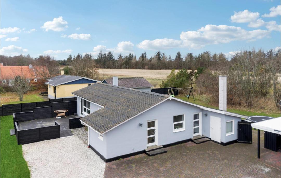 Photo of Others in Hulsig