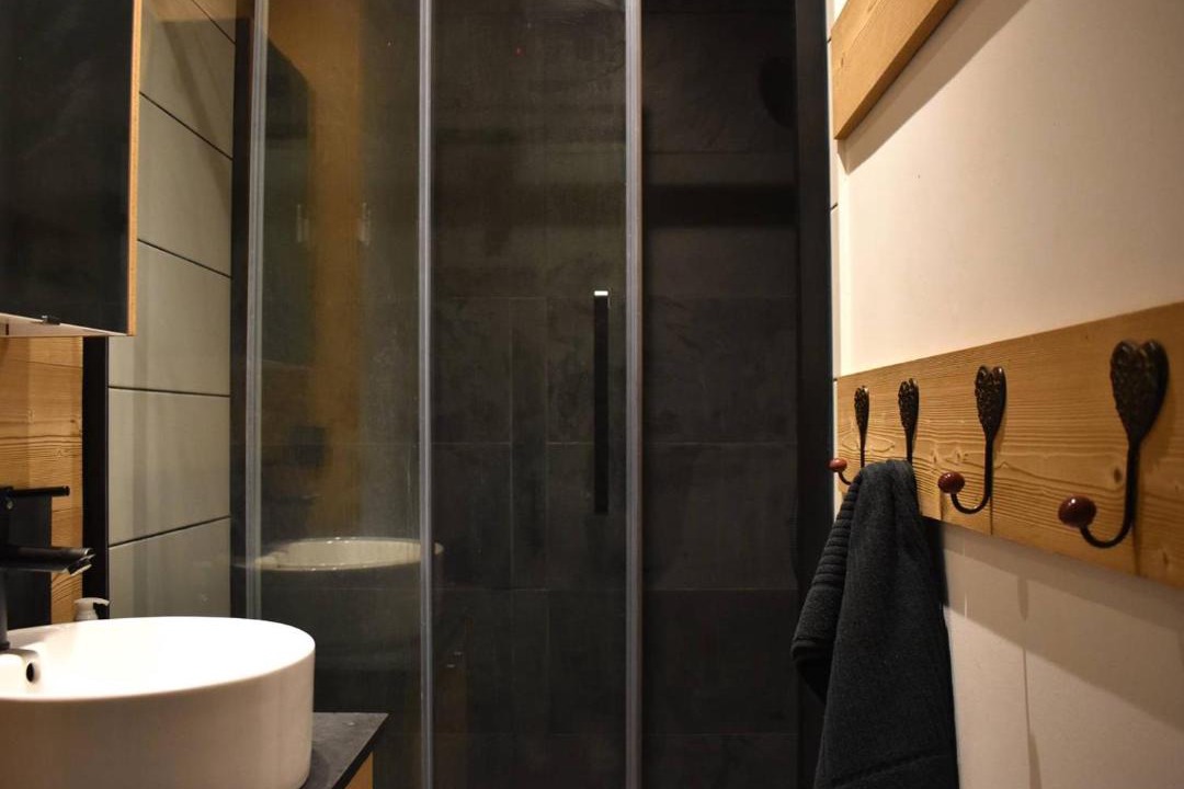 Photo of Bathroom in Font-Romeu-Odeillo-Via