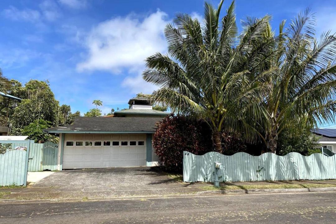 Photo of Others in Pauwela