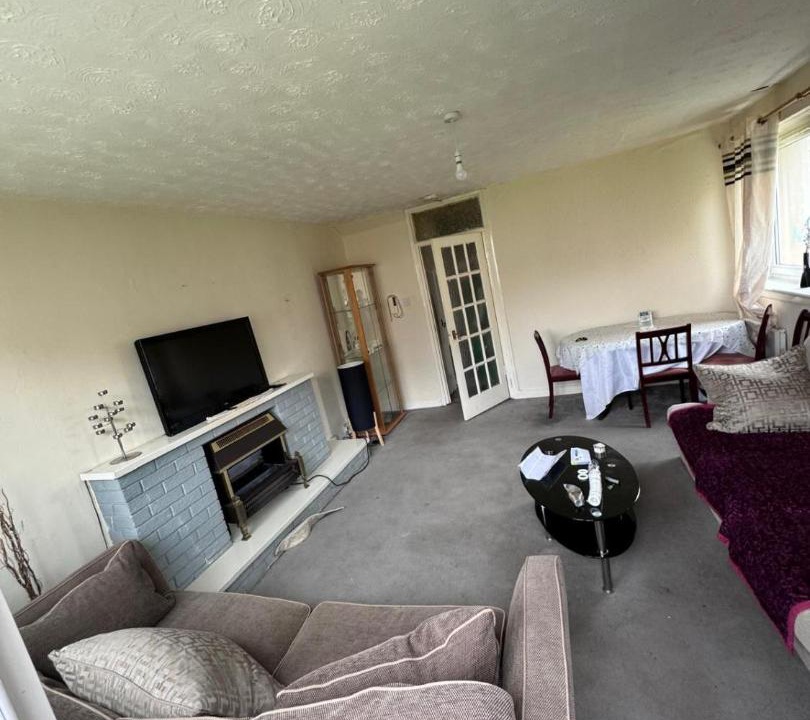 Photo of Livingroom in Wishaw